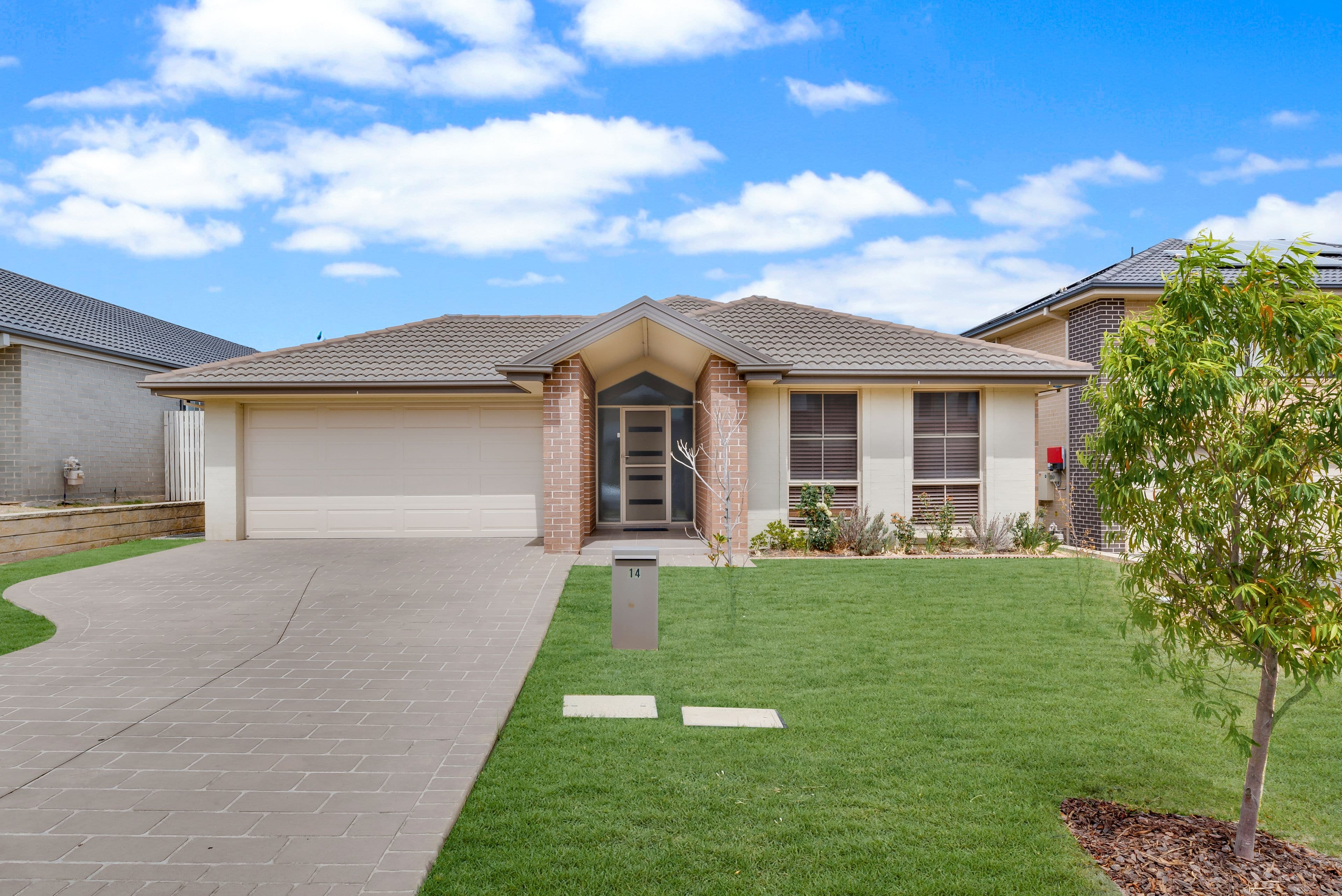 14 Sovereign Circuit, Glenfield - Image 1