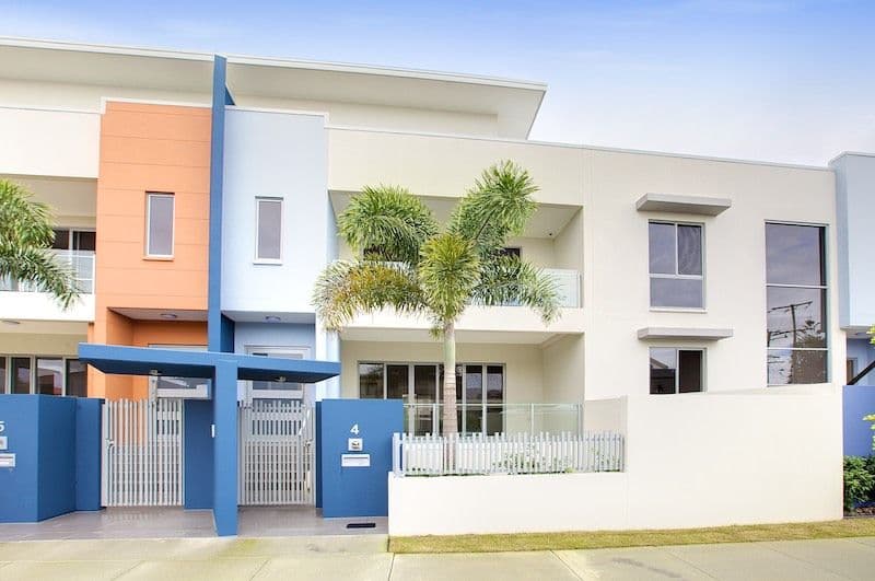 114 The Esplanade, PARADISE POINT QLD 4216, Paradise Point - Thumbnail 2
