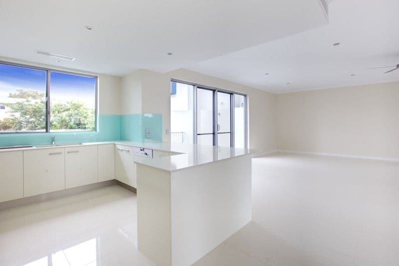 114 The Esplanade, PARADISE POINT QLD 4216, Paradise Point - Thumbnail 7
