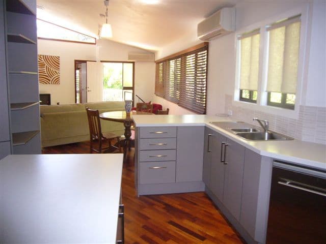 6 (AKA 8) Dempster Street, TOOWONG QLD 4066, Toowong - Thumbnail 5
