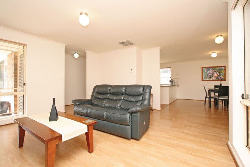29 Castle Court, BLAKEVIEW SA 5114, Blakeview - Thumbnail 3