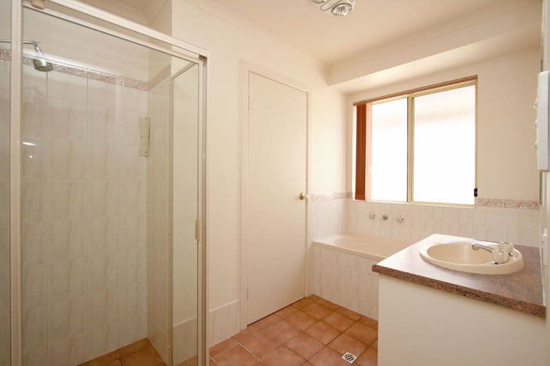 29 Castle Court, BLAKEVIEW SA 5114, Blakeview - Thumbnail 4