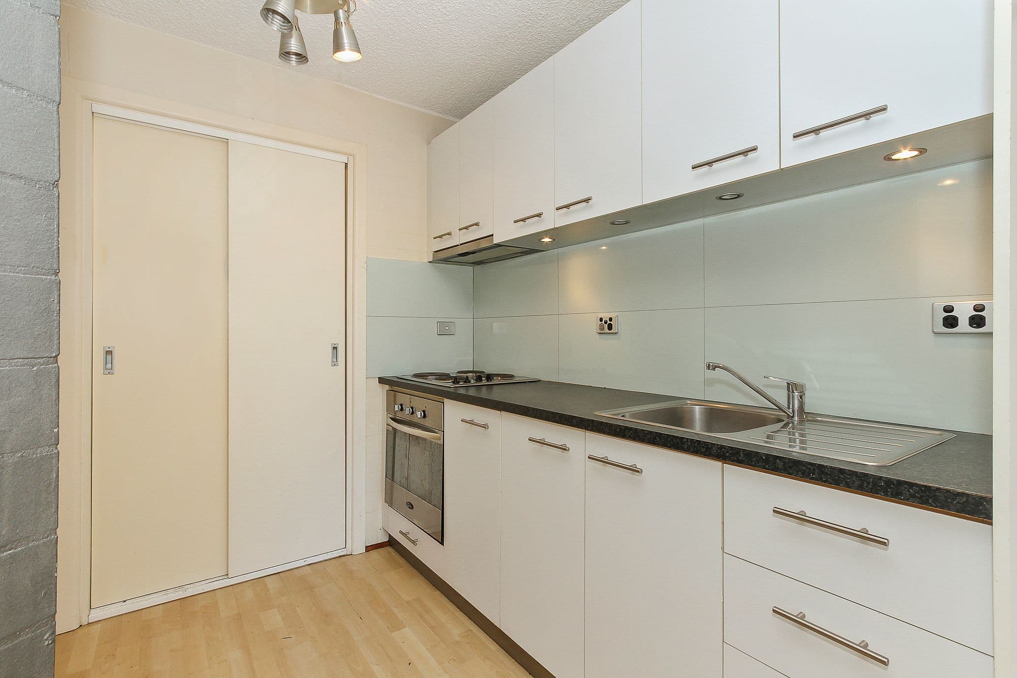 311 Harborne Street, Glendalough WA 6016, Glendalough - Thumbnail 5