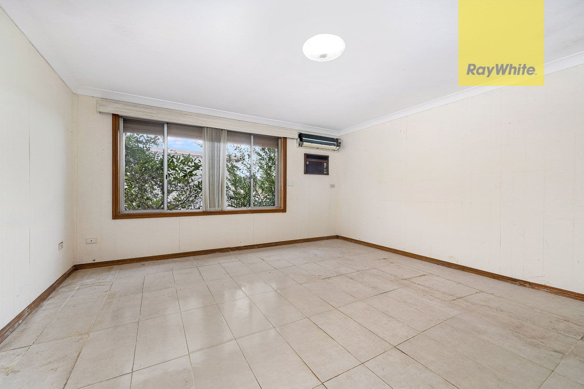3 Lesley Avenue, Revesby NSW 2212, Revesby - Thumbnail 3