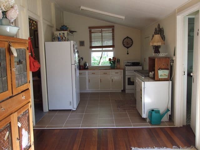 107 Thistle Street, Blackall QLD 4472, Blackall - Thumbnail 4