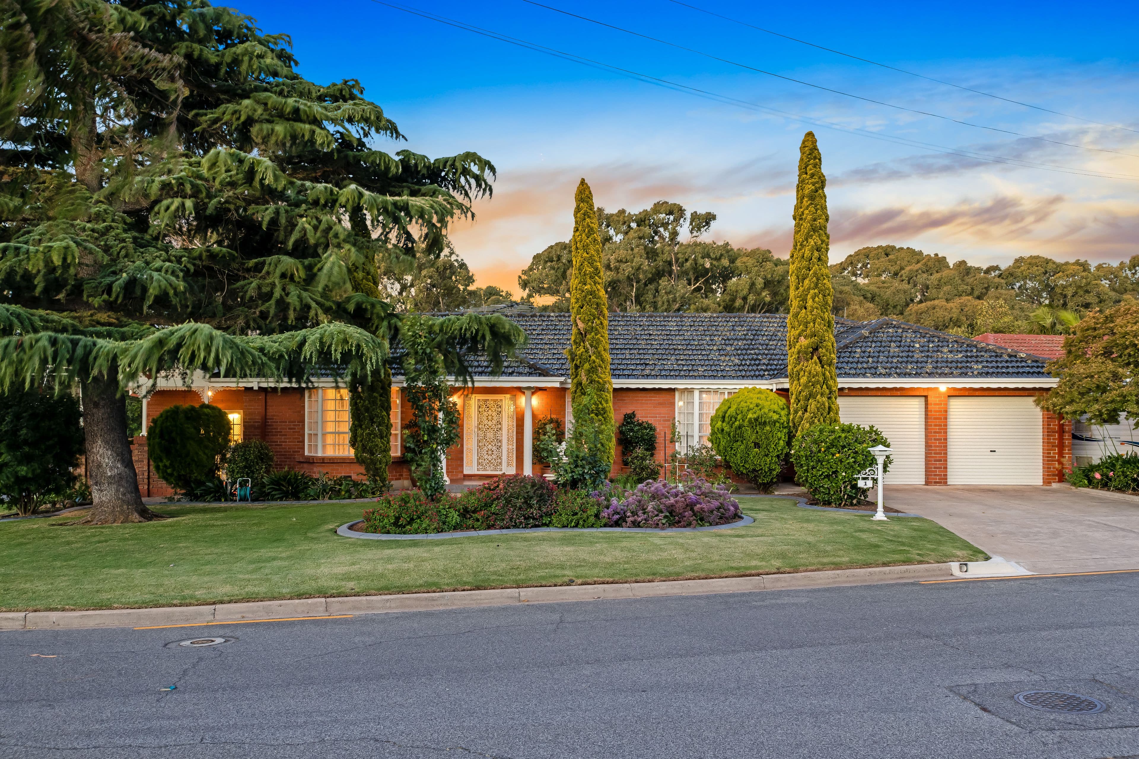1 Carinya Crescent, Rostrevor SA 5073, Rostrevor - Image 1