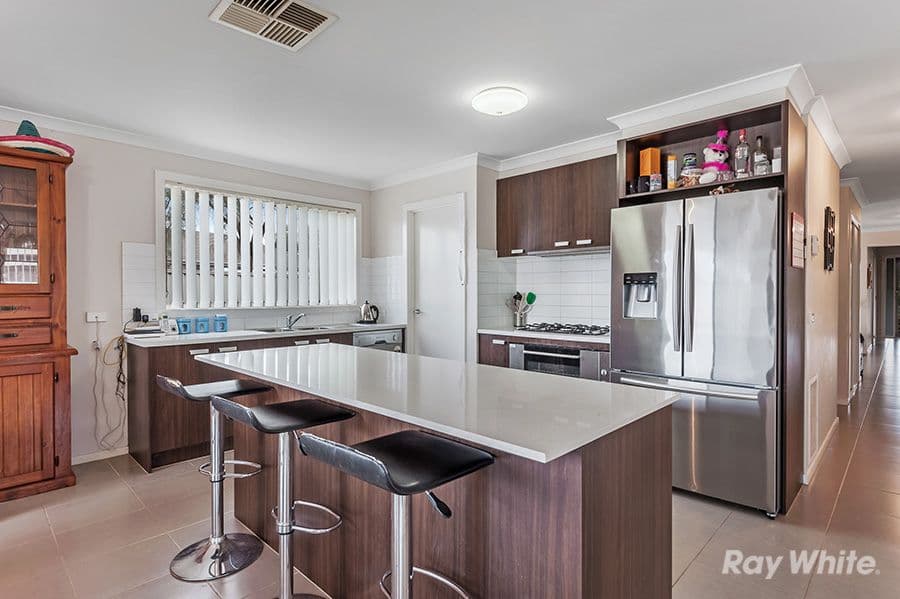 54 Fantail Way, Brookfield VIC 3338, Brookfield - Thumbnail 6