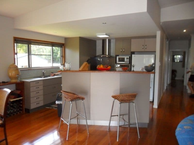 30 Admiral Drive, DOLPHIN HEADS QLD 4740, Dolphin Heads - Thumbnail 2