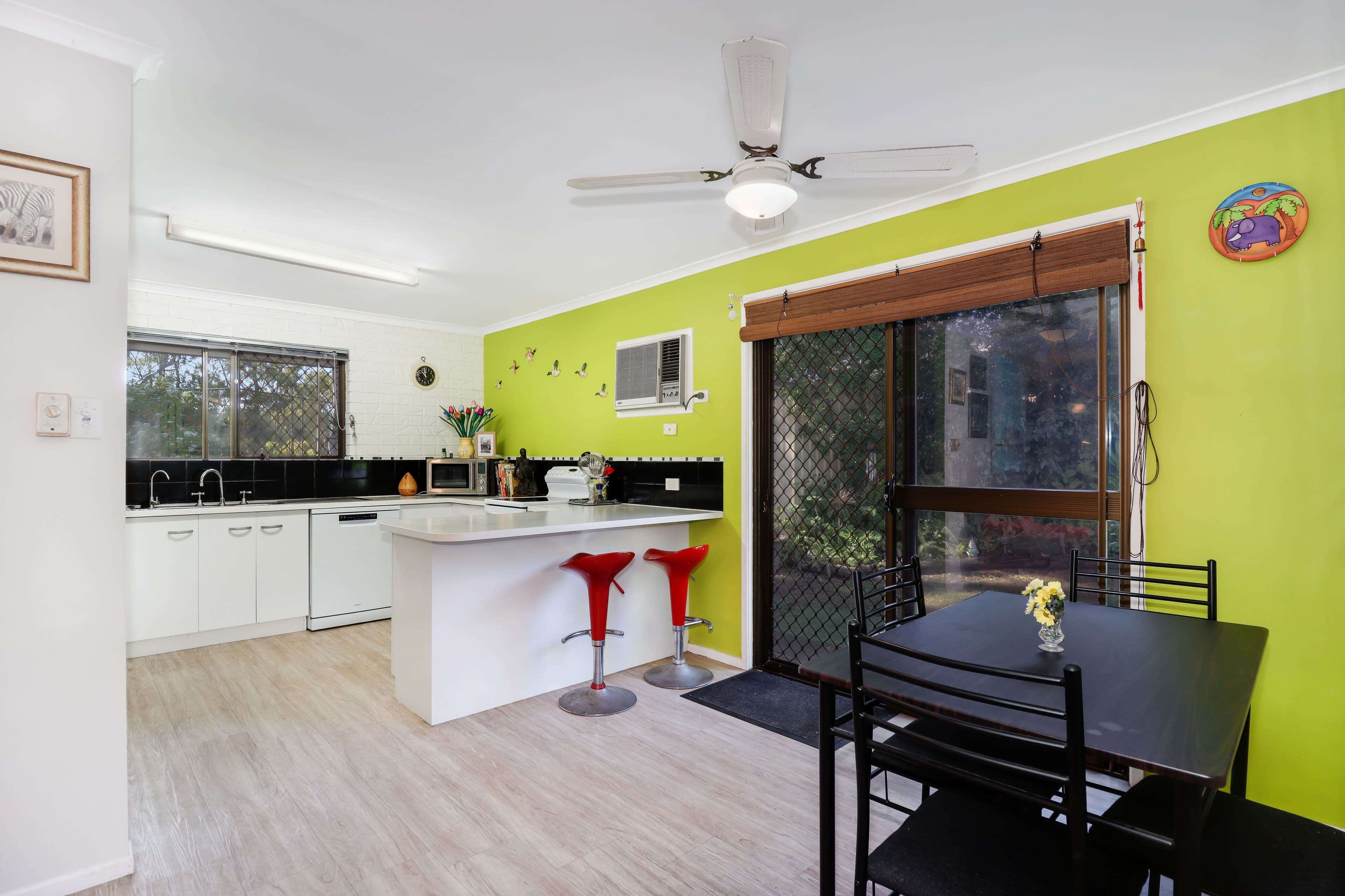 415-417 Boat Harbour Drive, Torquay QLD 4655, Torquay - Thumbnail 8