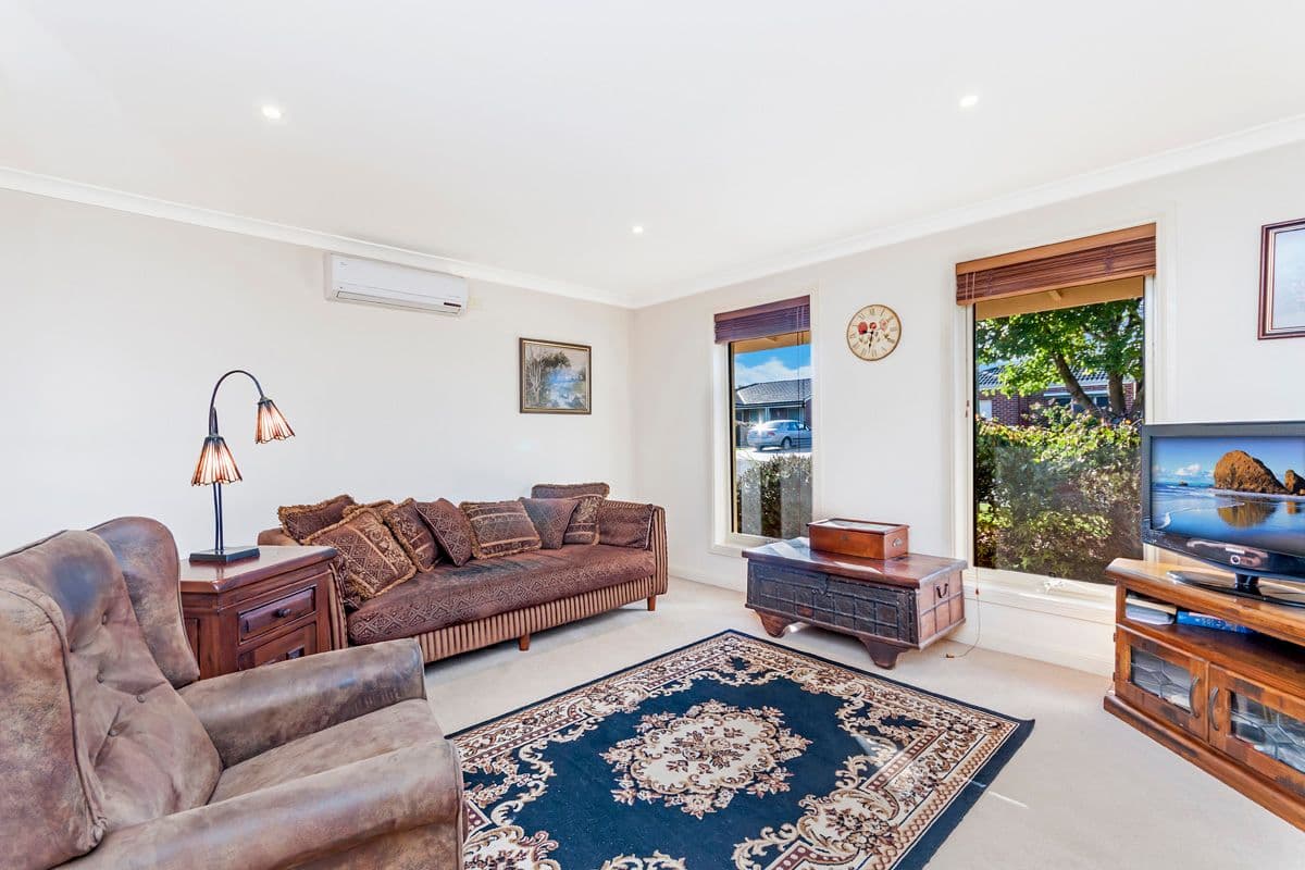 4 Walker Court, Warrnambool VIC 3280, Warrnambool - Thumbnail 2