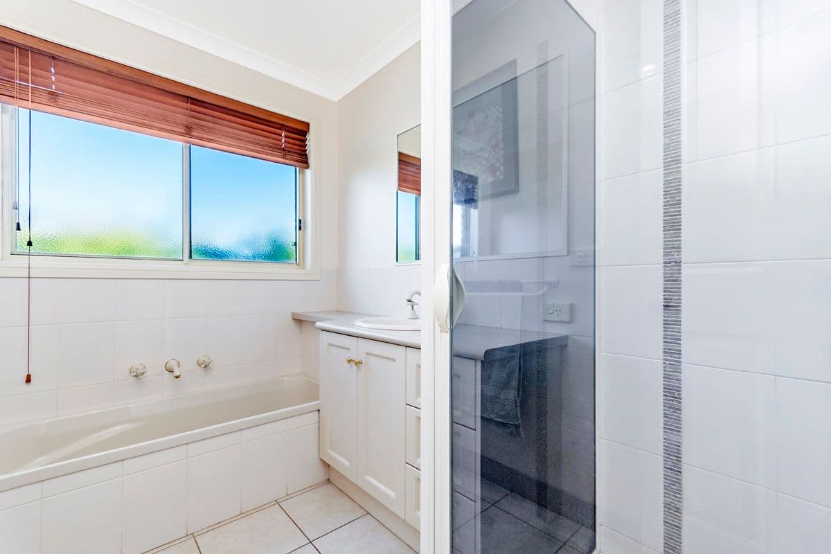 4 Walker Court, Warrnambool VIC 3280, Warrnambool - Thumbnail 6