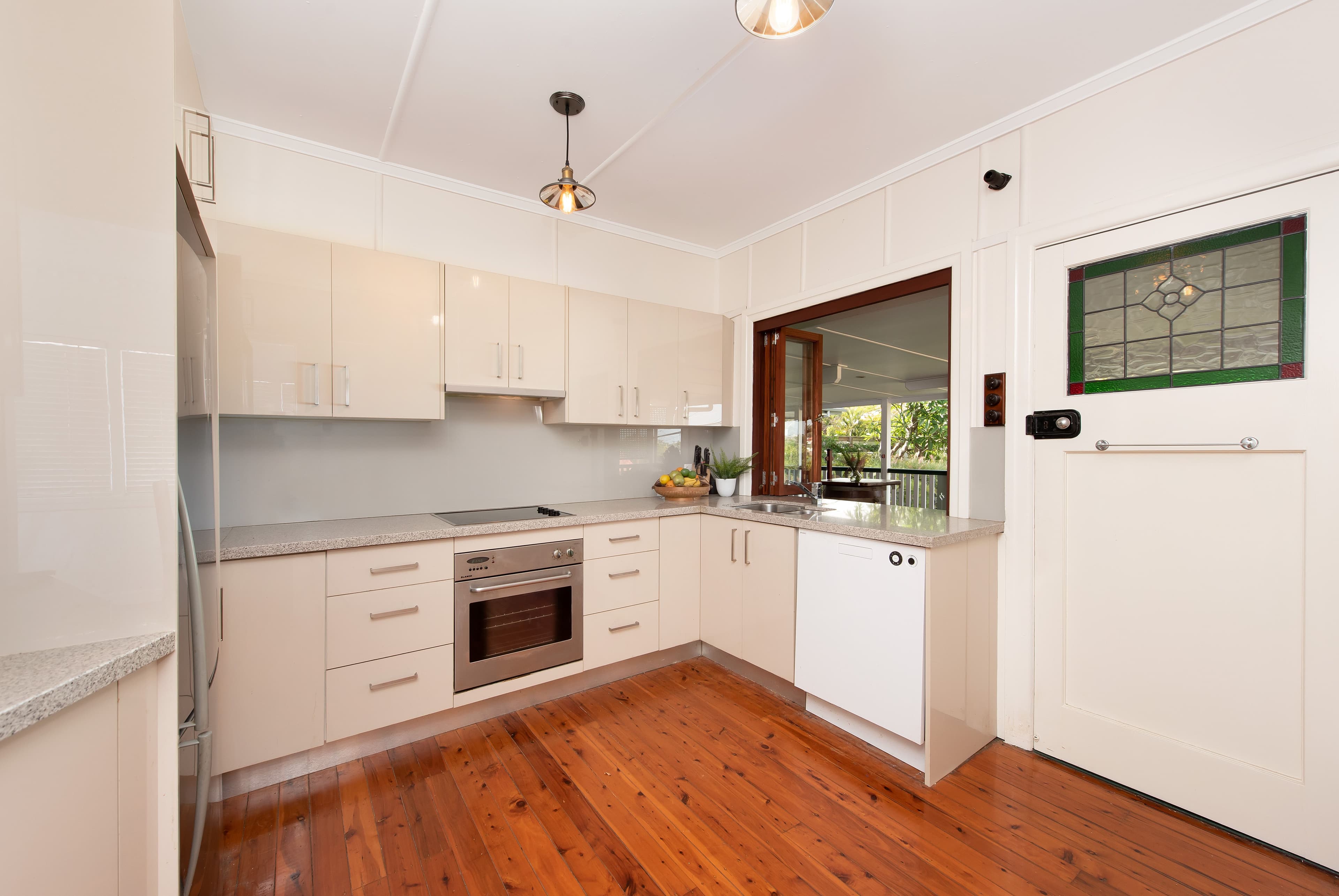 70 Brisbane Avenue, Camp Hill QLD 4152, Camp Hill - Thumbnail 4