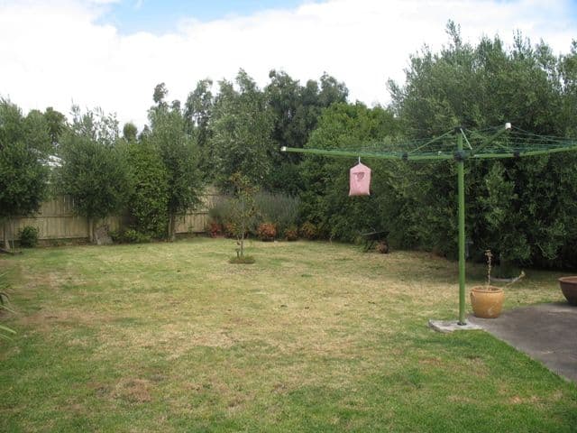 42 Moonah Street, WARRNAMBOOL VIC 3280, Warrnambool - Thumbnail 2