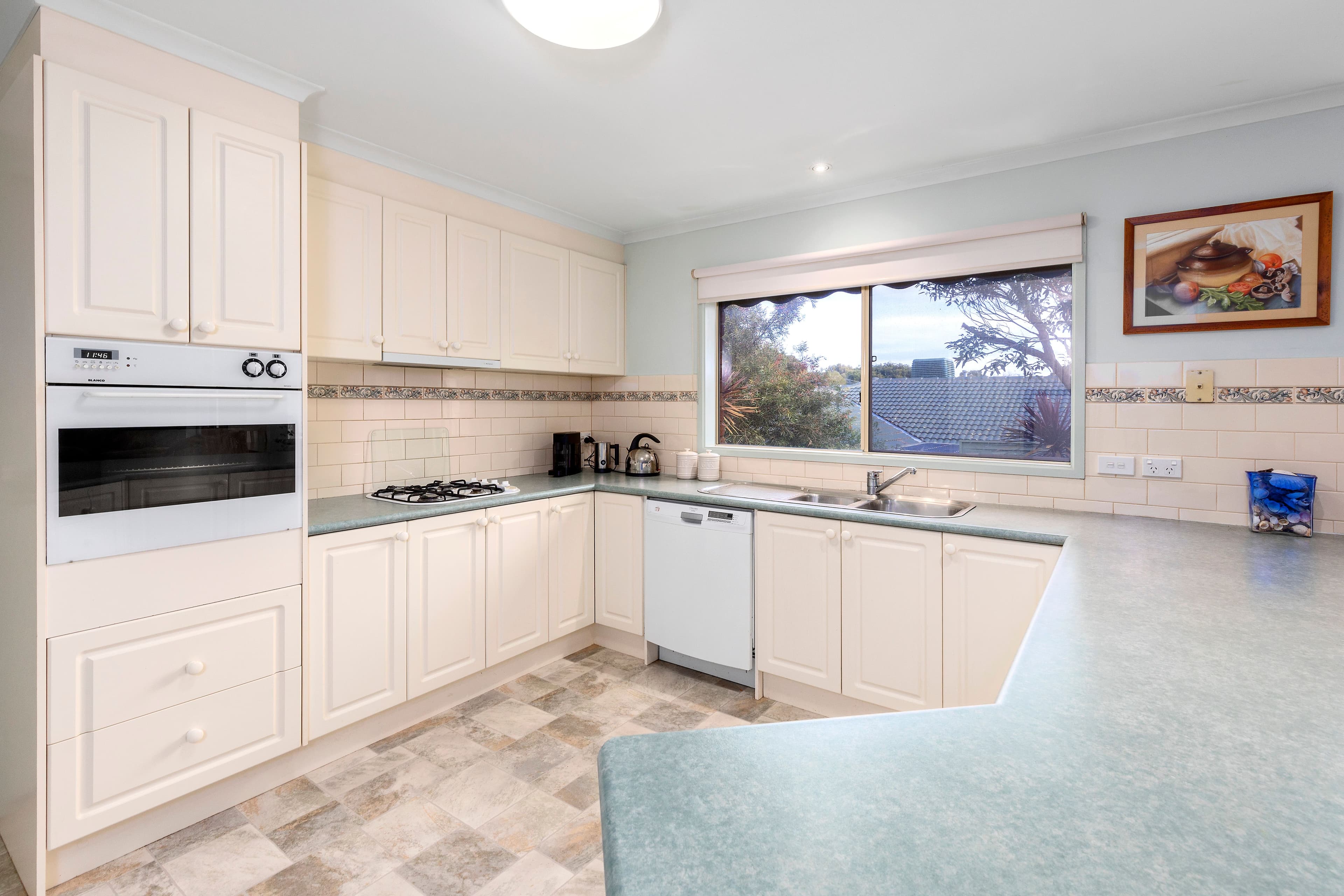 24 Harridge Street, Rosebud VIC 3939, Rosebud - Thumbnail 2