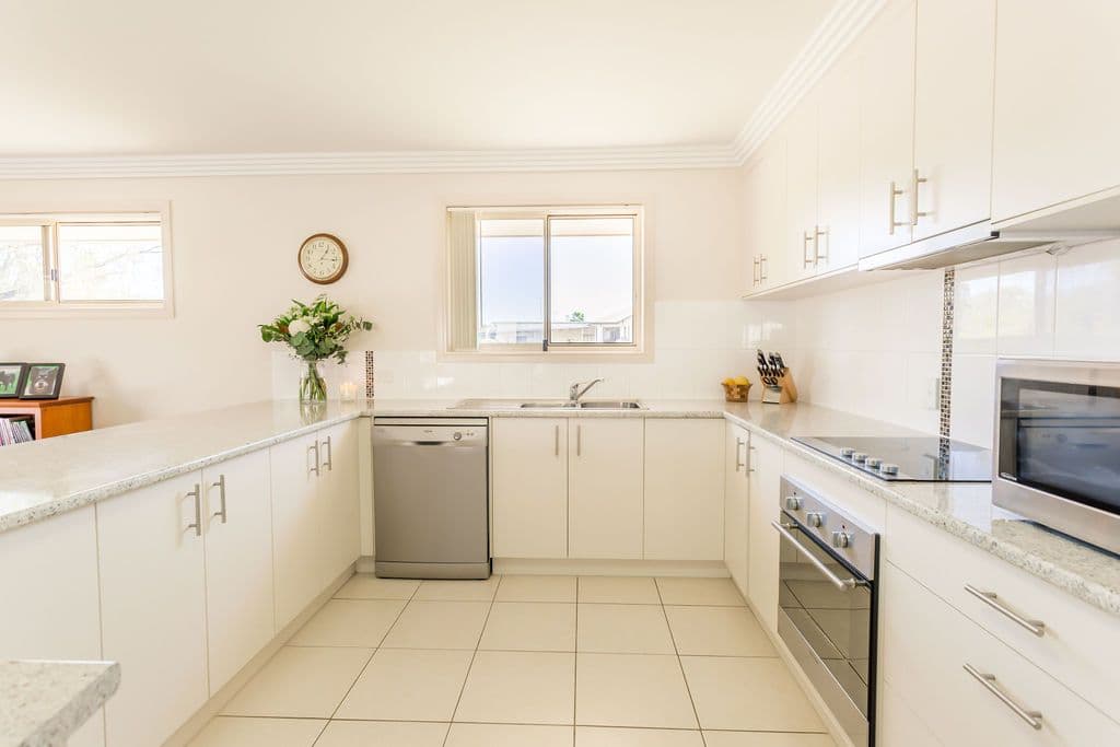 14 Birch Drive, Emerald QLD 4720, Emerald - Thumbnail 5