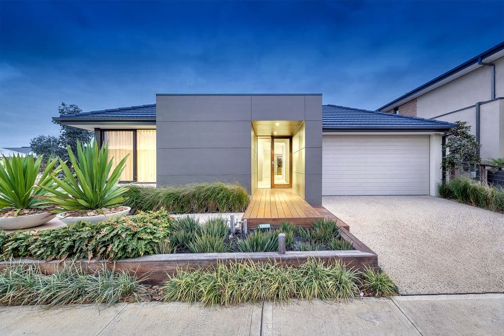 37 Dashing Road, Craigieburn VIC 3064, Craigieburn - Image 1