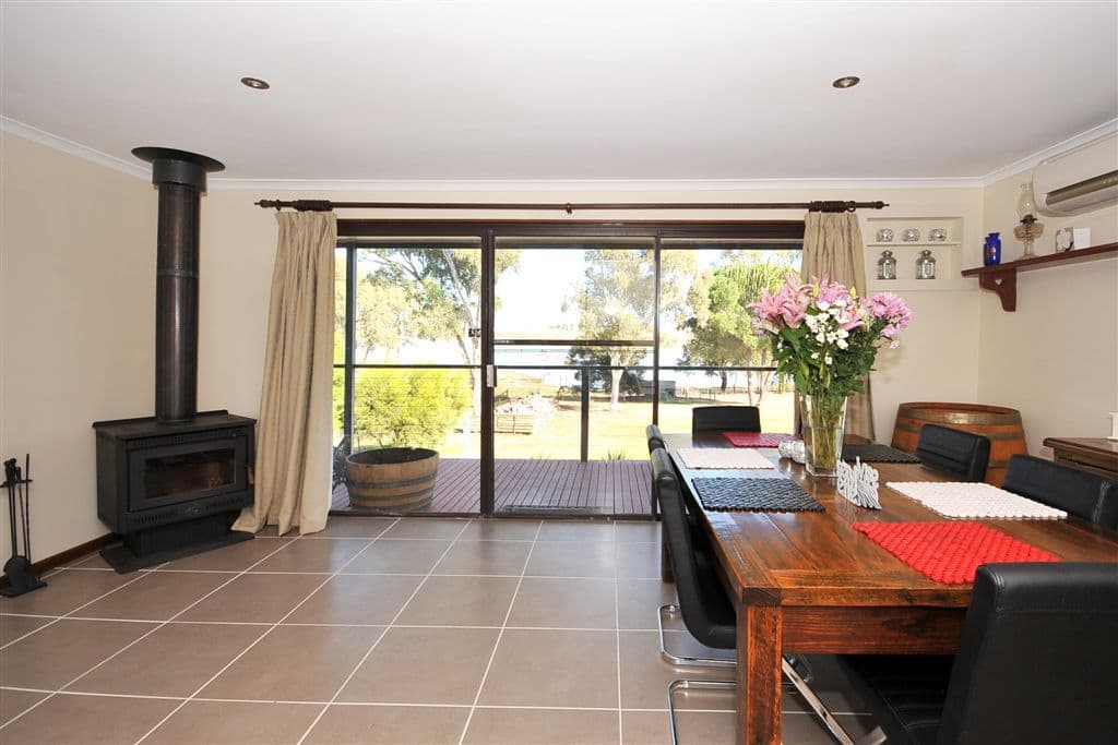 50 Lakeside Boulevard, HEATHCOTE VIC 3523, Heathcote - Thumbnail 6