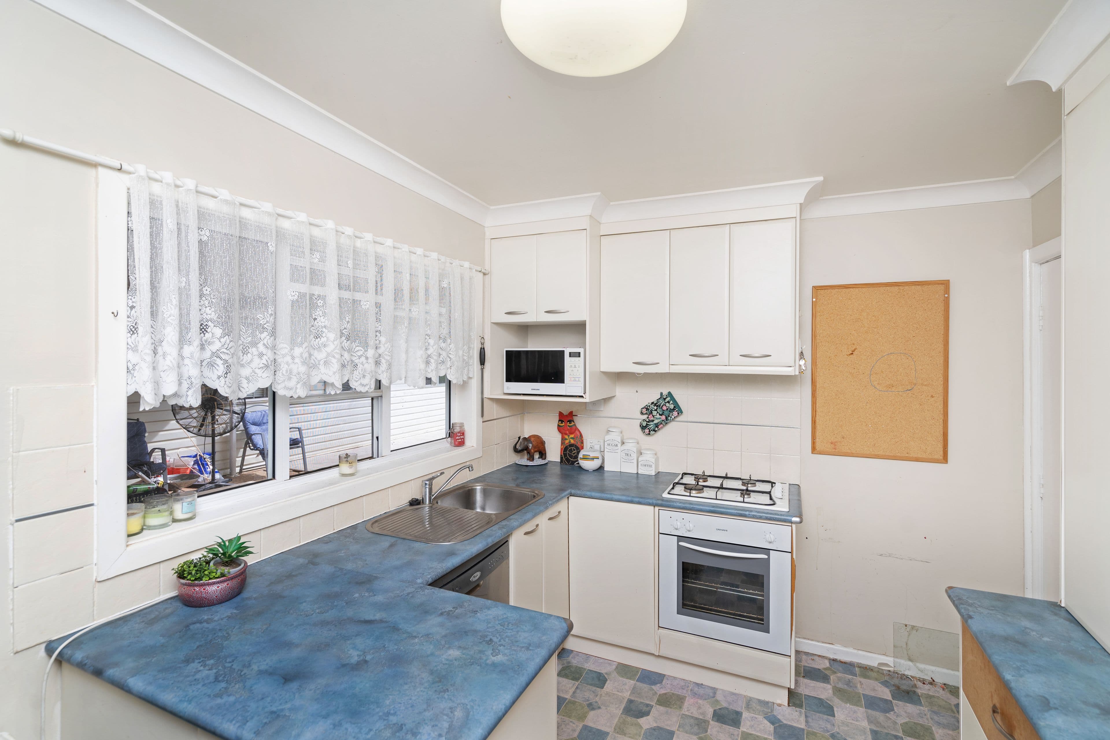 110 Grove Street, Kooringal NSW 2650, Kooringal - Thumbnail 3