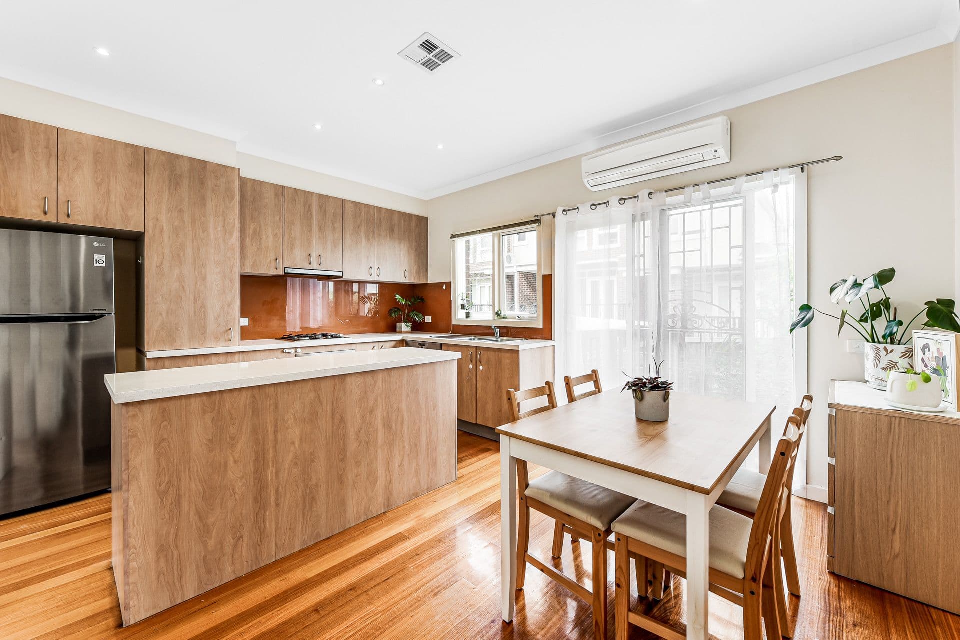 1084 Whitehorse Road, Box Hill VIC 3128, Box Hill - Thumbnail 2