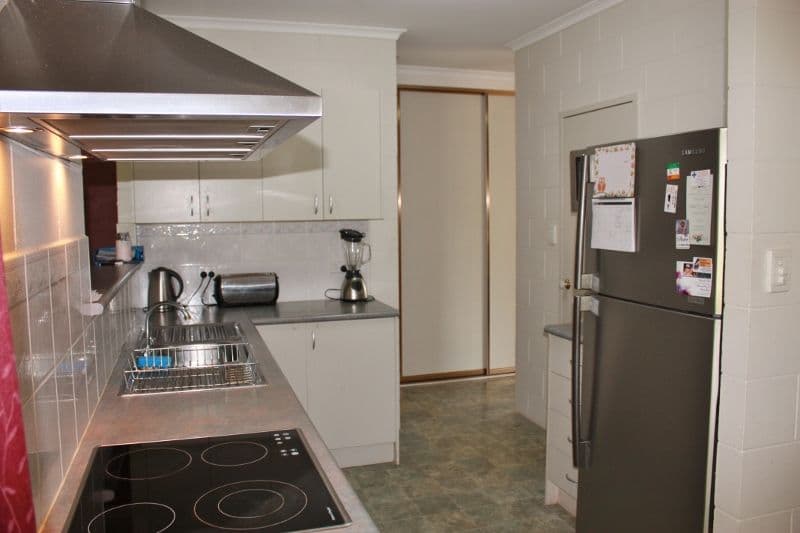 11 Collingwood Close, GORDONVALE QLD 4865, Gordonvale - Thumbnail 2
