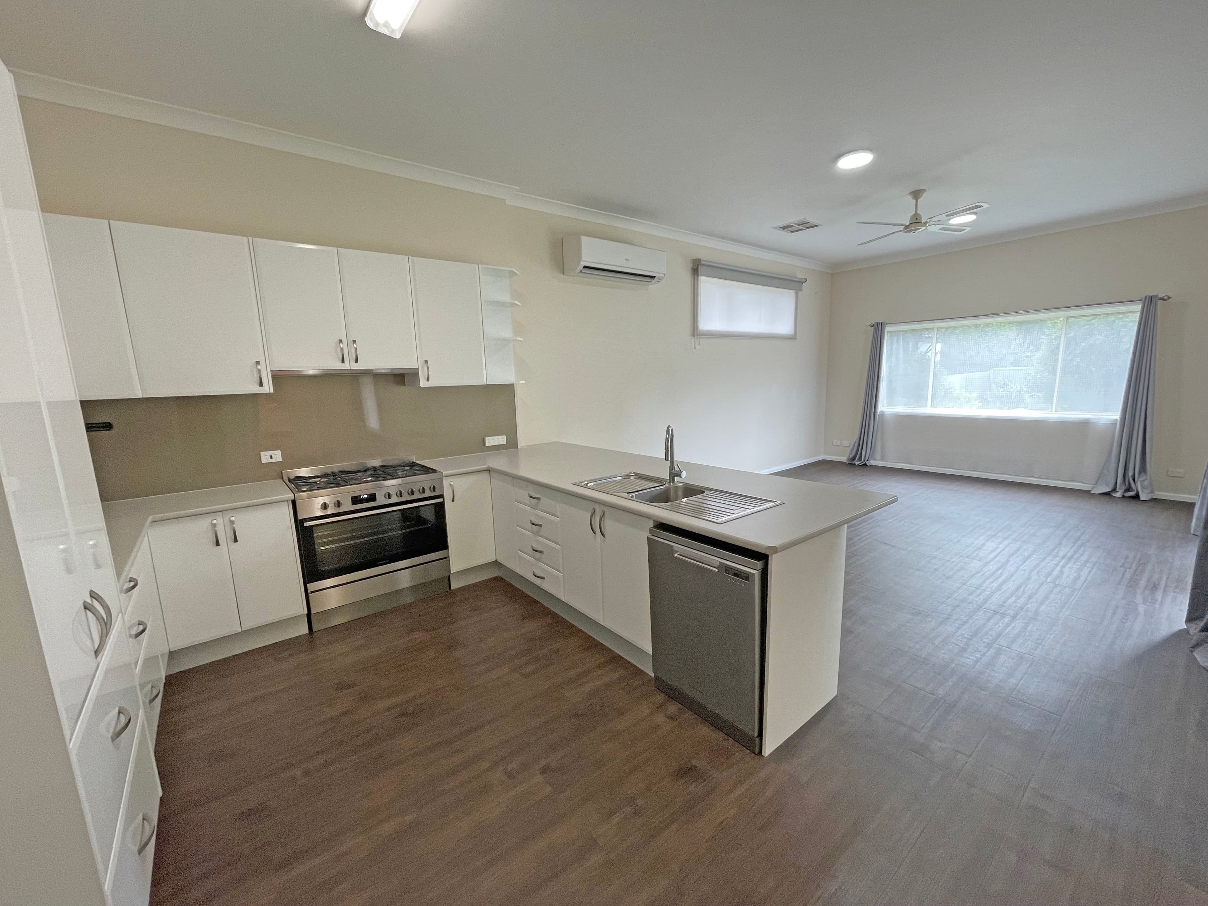 12 Charlotte Street, Dubbo NSW 2830, Dubbo - Thumbnail 2