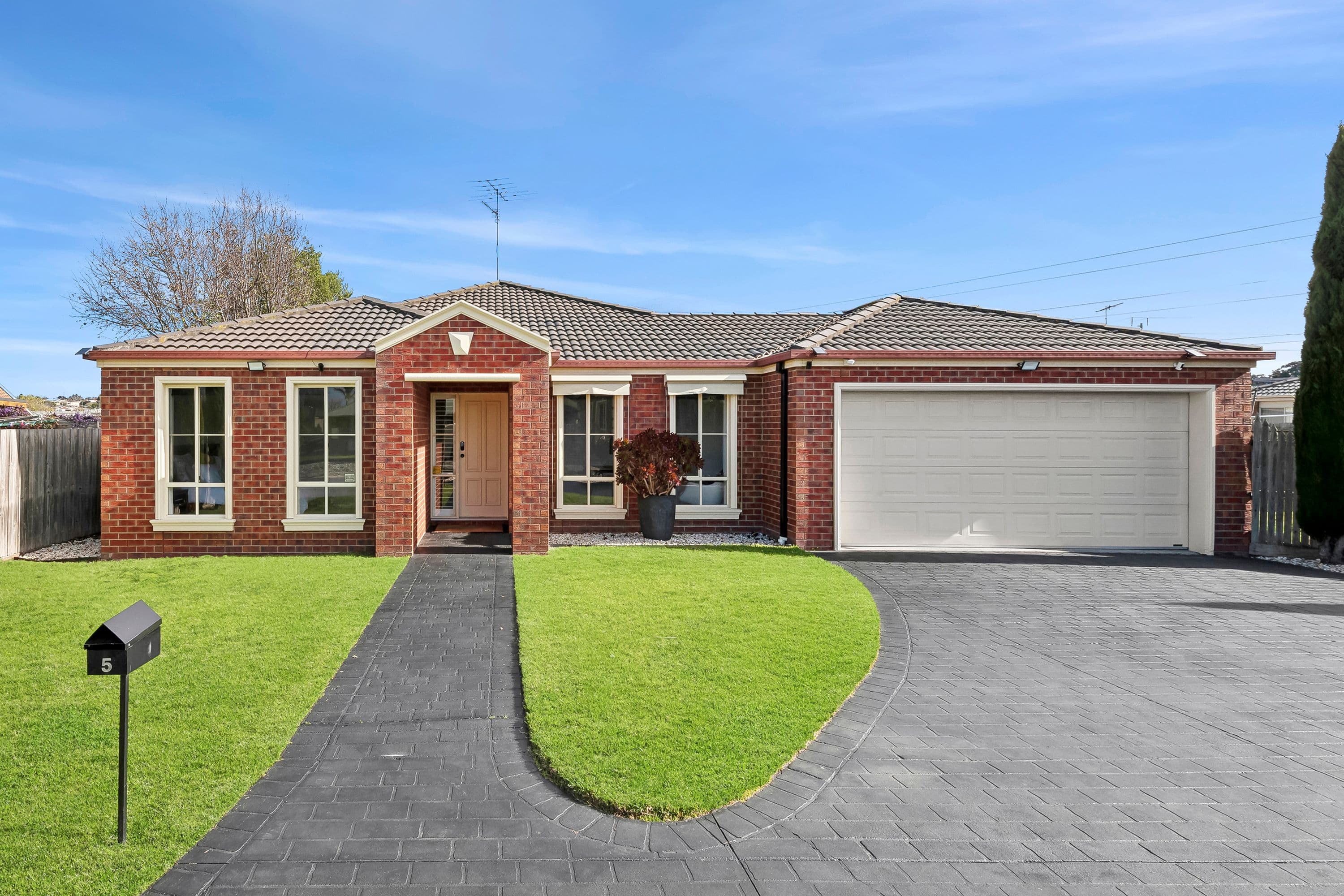 5 Thornton Close, LOVELY BANKS VIC 3213, Lovely Banks - Image 1
