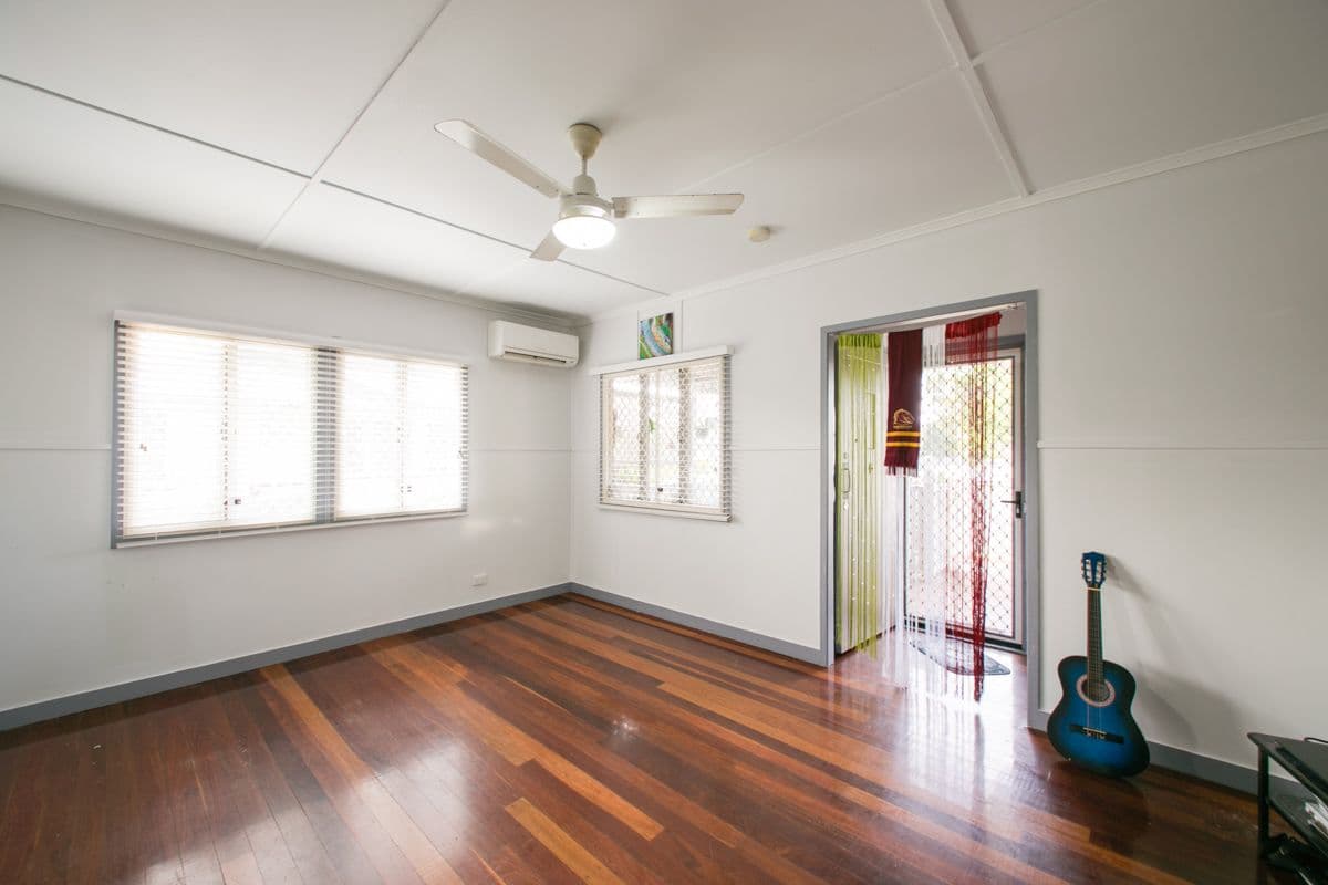 8 Crosshill Street, Leichhardt QLD 4305, Leichhardt - Thumbnail 5