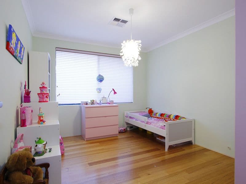 4 Kelty Road, WANNEROO WA 6065, Wanneroo - Thumbnail 4