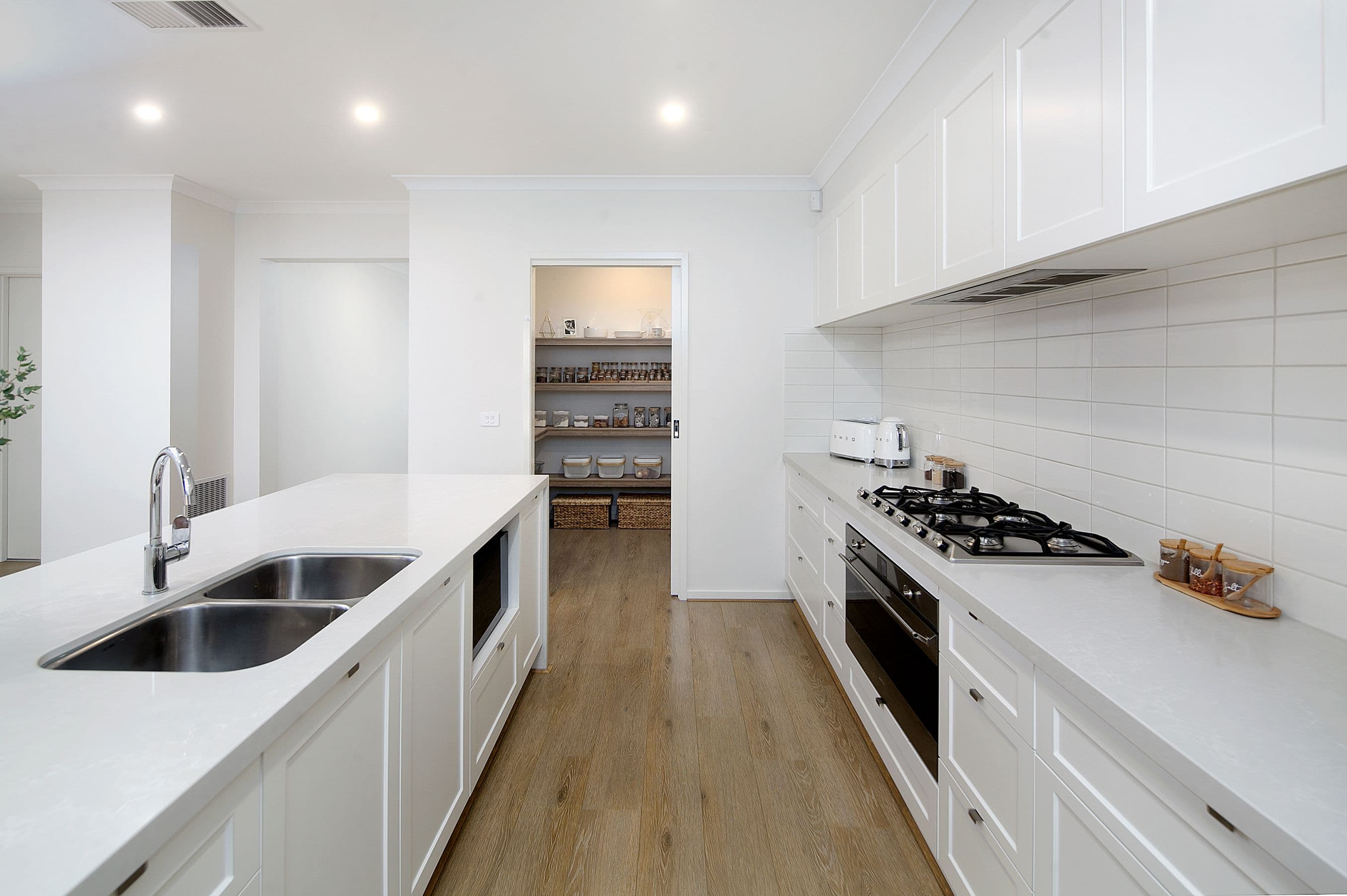 15 Dapple Crescent, Clyde North VIC 3978, Clyde North - Thumbnail 4