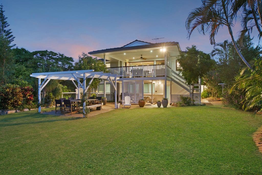 2 Christie Close, Ormiston QLD 4160, Ormiston - Thumbnail 2