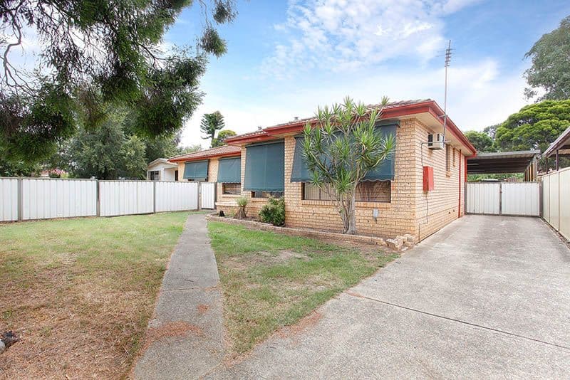 52 Gerald Crescent, Doonside - Image 1