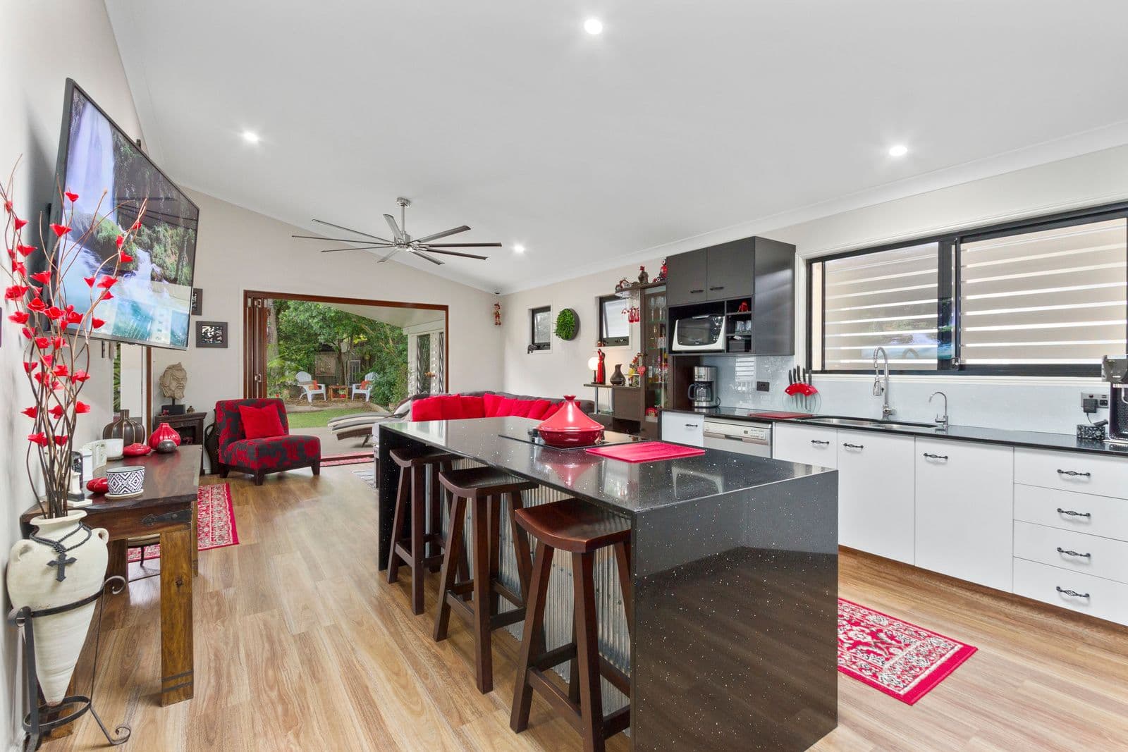 5 O'Doherty Avenue, Southport QLD 4215, Southport - Thumbnail 8