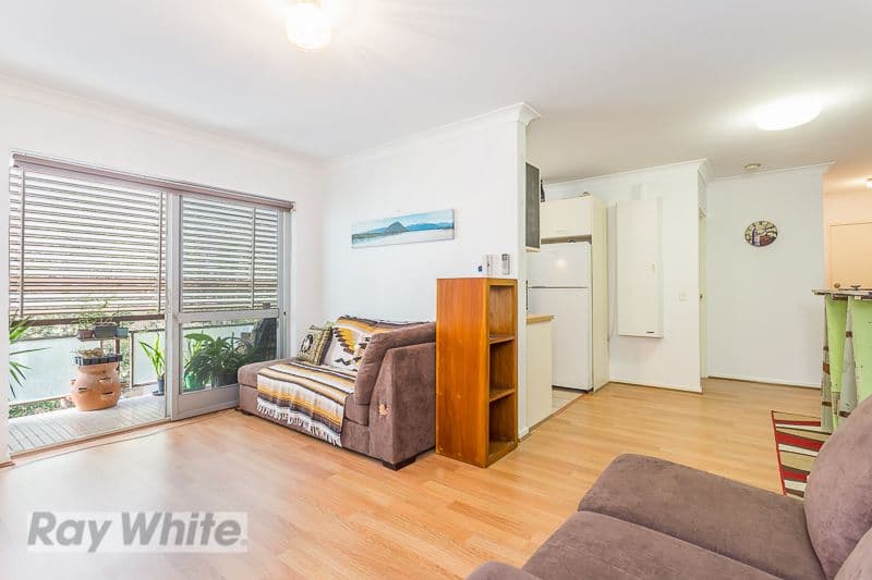 15 Weston Street, COORPAROO QLD 4151, Coorparoo - Thumbnail 2