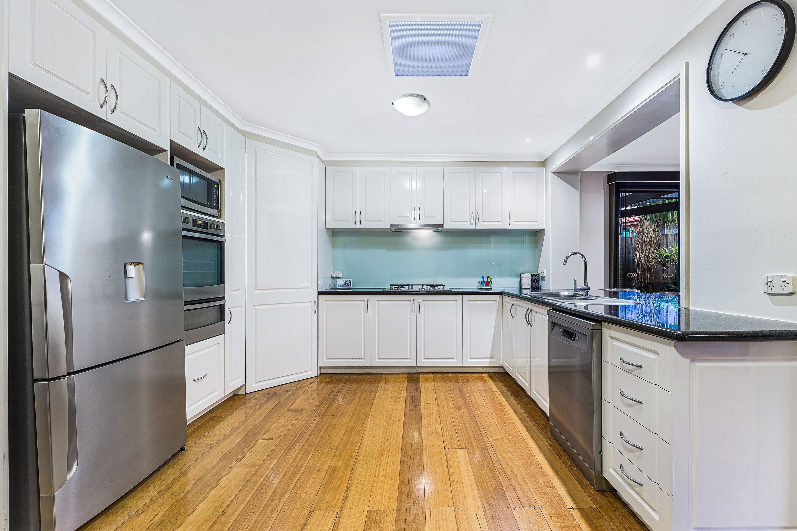 5 Europa Court, Wheelers Hill VIC 3150, Wheelers Hill - Thumbnail 4