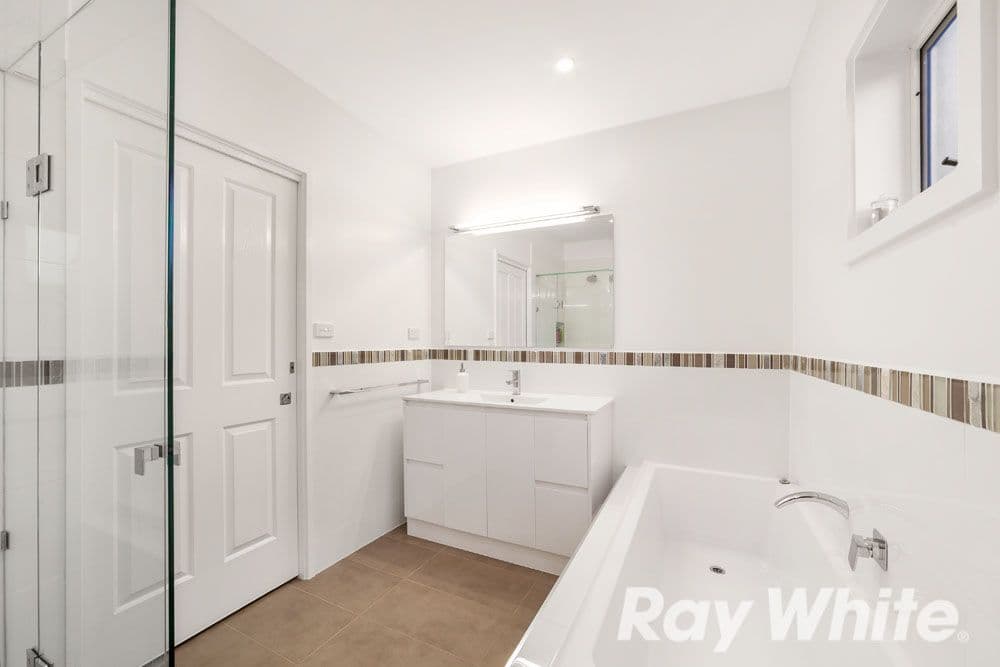 1 Windmill Rise, Diamond Creek VIC 3089, Diamond Creek - Thumbnail 4