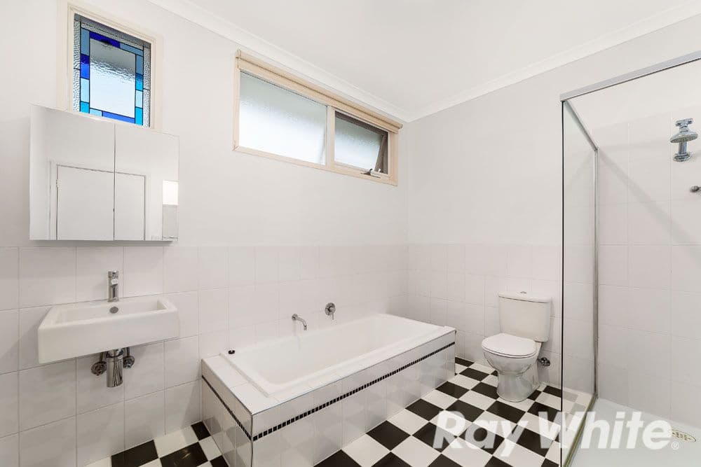 1 Windmill Rise, Diamond Creek VIC 3089, Diamond Creek - Thumbnail 5