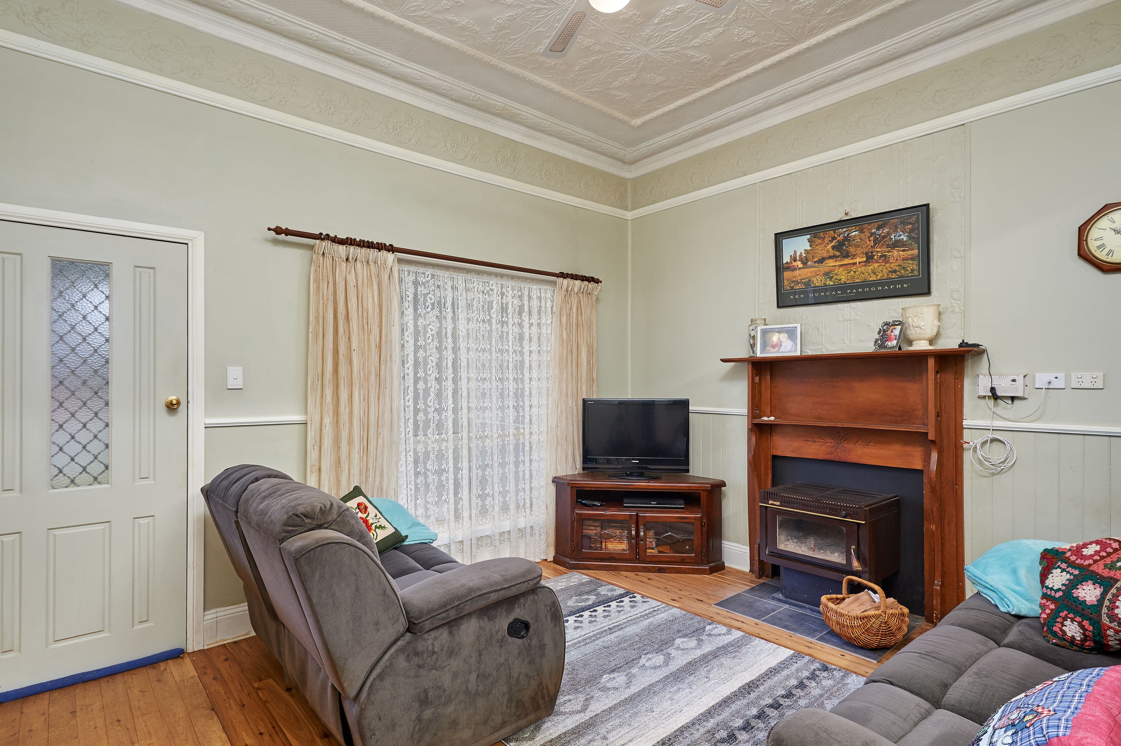 26 Moore Street, Ganmain - Thumbnail 2