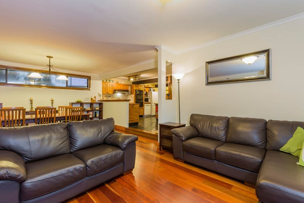 4 Isabella Street, Geelong West VIC 3218, Geelong West - Thumbnail 3