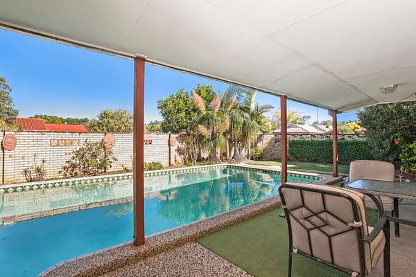 4 Carolina Close, Elanora QLD 4221, Elanora - Thumbnail 4