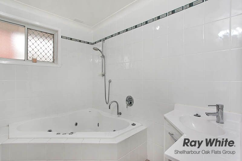 25 Lake Entrance Road, OAK FLATS NSW 2529, Oak Flats - Thumbnail 5