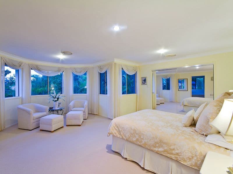 38 Brittany Drive, OXENFORD QLD 4210, Oxenford - Thumbnail 2