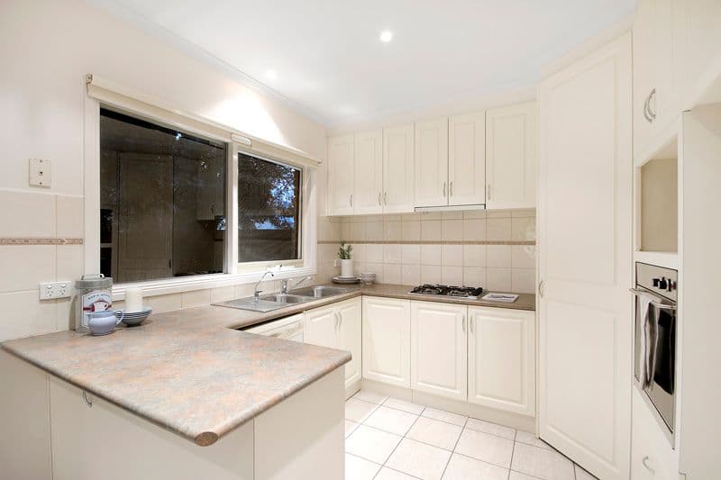 2 Benina Street, BENTLEIGH EAST VIC 3165, Bentleigh East - Thumbnail 3