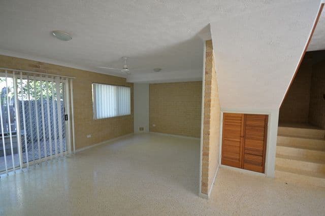 15 Coronation Avenue, Beachmere QLD 4510, Beachmere - Thumbnail 6