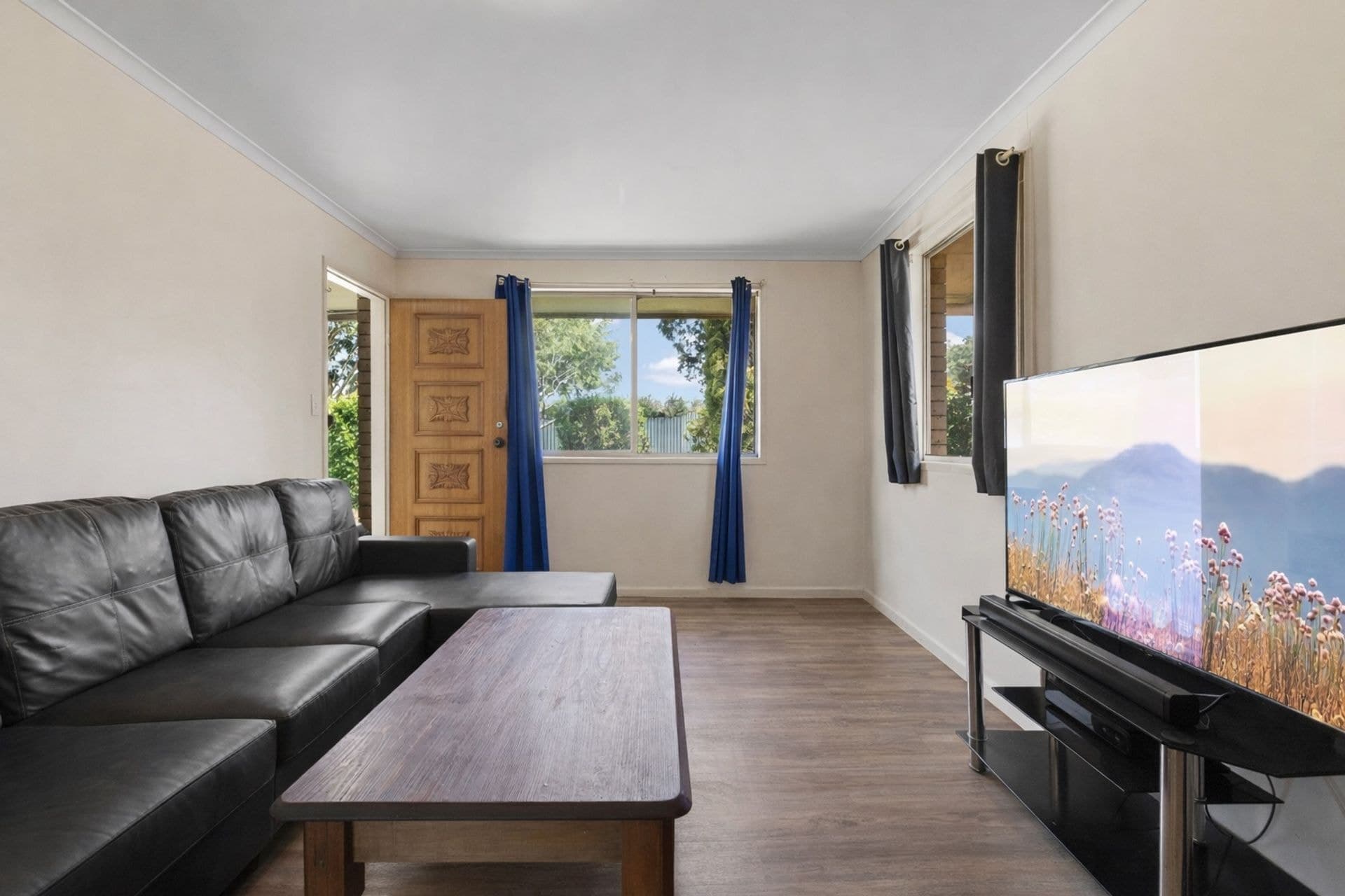 4 Bingara Street, Mount Lofty, QLD, 4350, Mount Lofty - Thumbnail 2