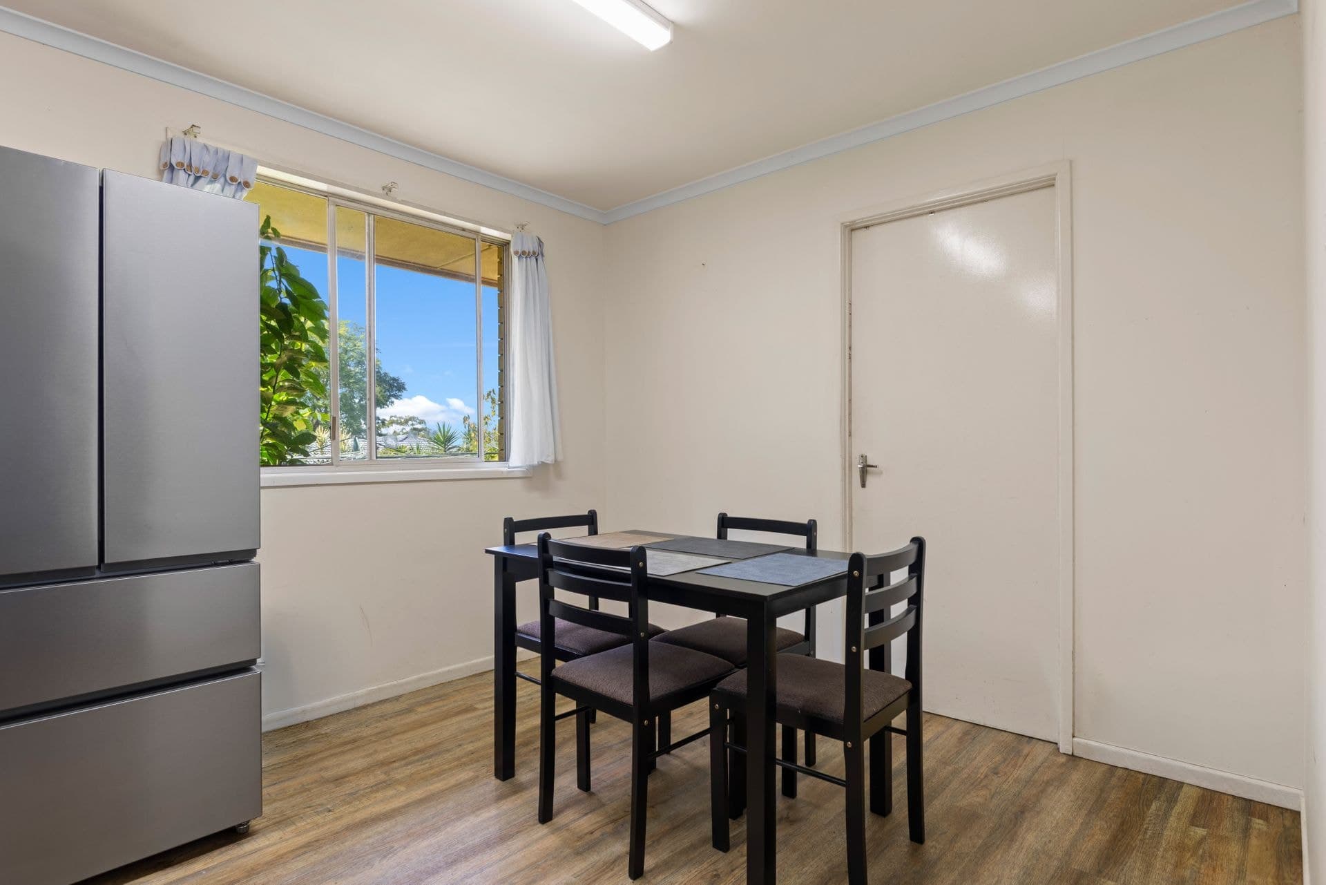 4 Bingara Street, Mount Lofty, QLD, 4350, Mount Lofty - Thumbnail 4