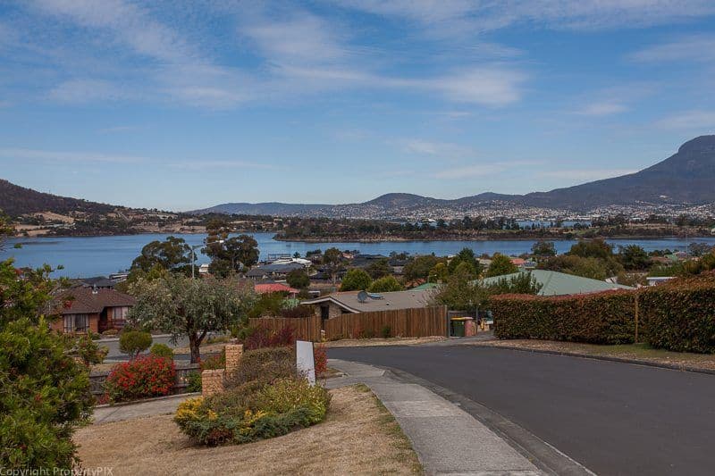 17 Leita Place, OLD BEACH TAS 7017, Old Beach - Thumbnail 3