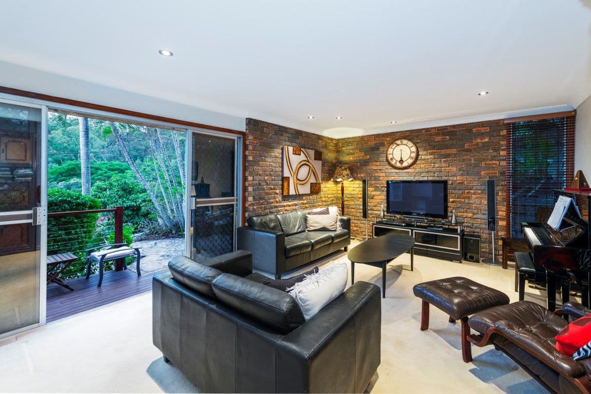 4 Odessa Street, HOLLAND PARK WEST QLD 4121, Holland Park West - Thumbnail 6