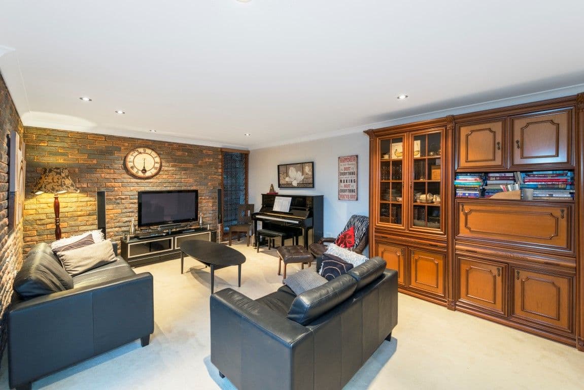 4 Odessa Street, HOLLAND PARK WEST QLD 4121, Holland Park West - Thumbnail 7