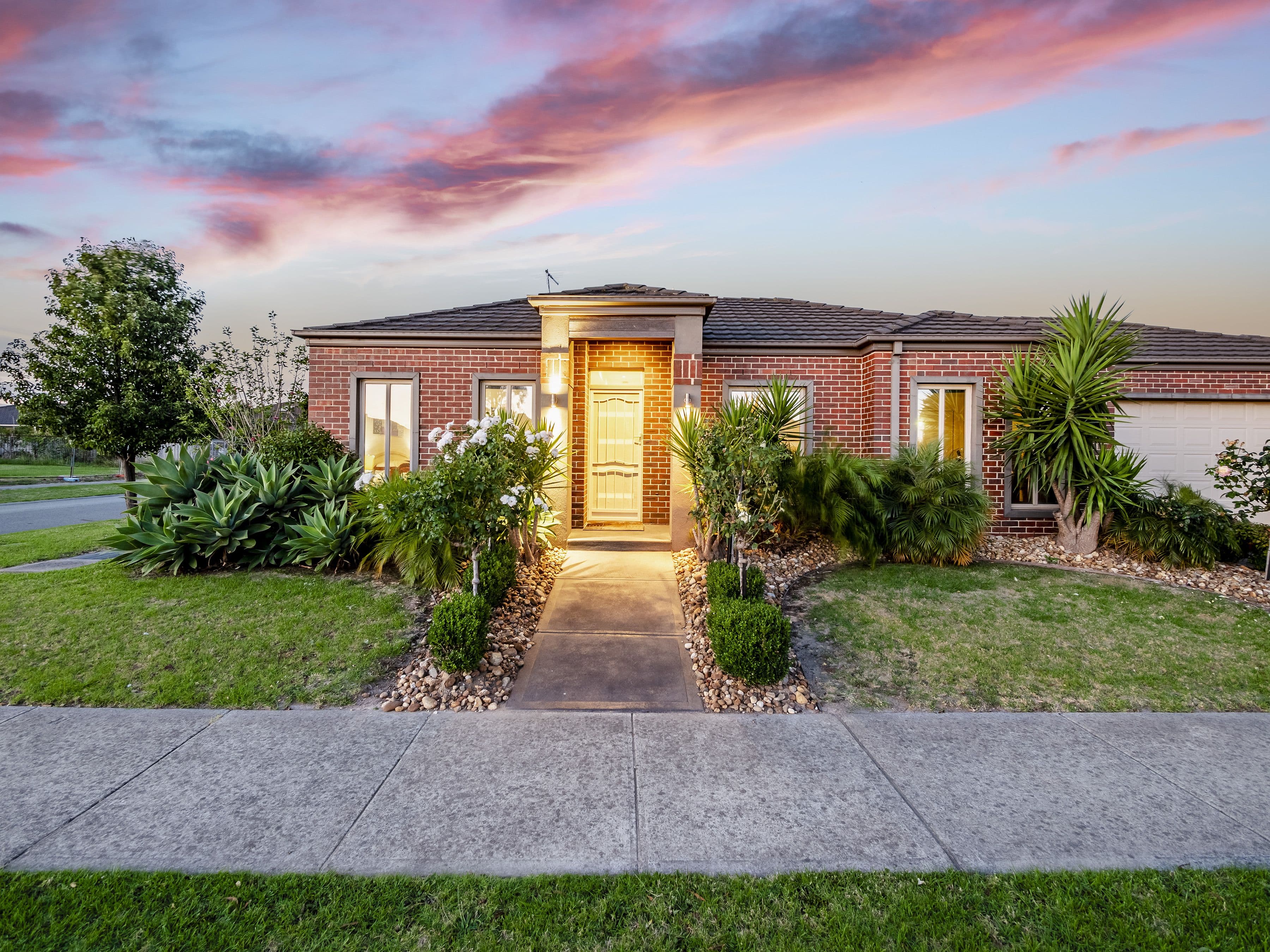 39 Aylmer Road, Lynbrook VIC 3975, Lynbrook - Image 1