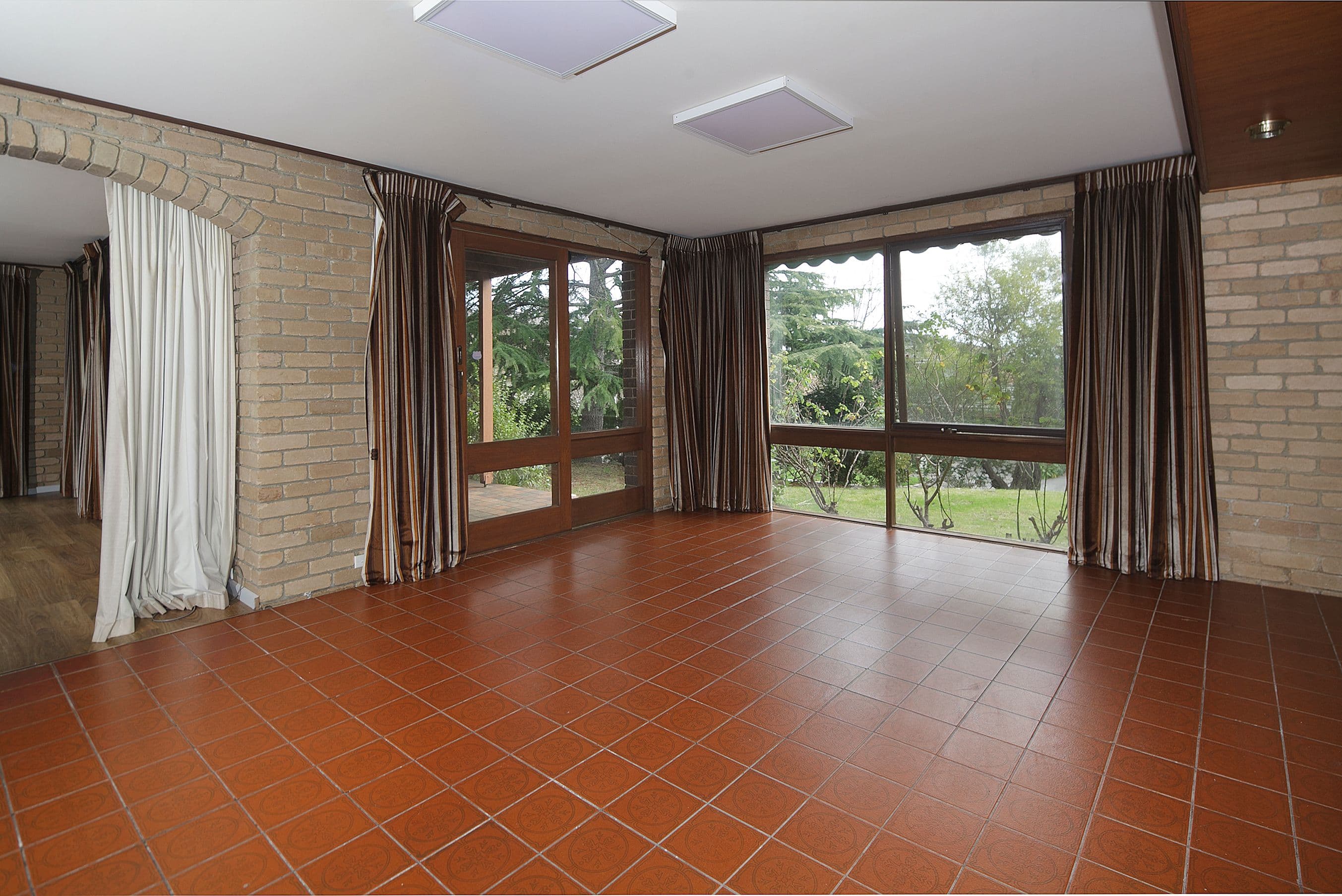 13 Brendan Avenue, Doncaster VIC 3108, Doncaster - Thumbnail 3